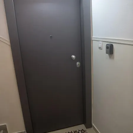 Markopoulosapartmentgrand